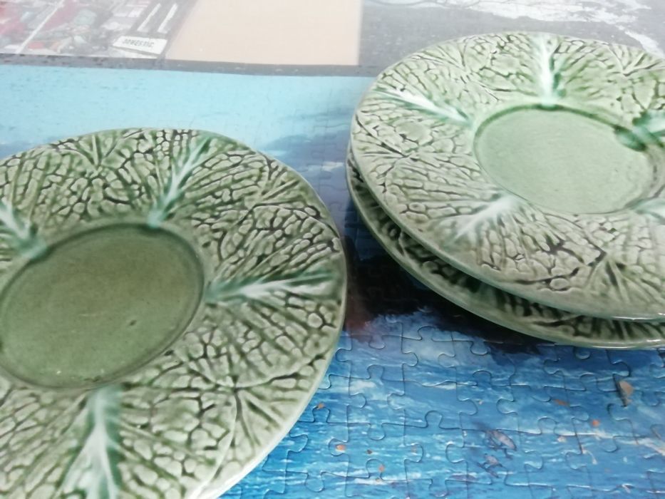 3 pratos vintage - tema folhas - cerâmica das caldas*