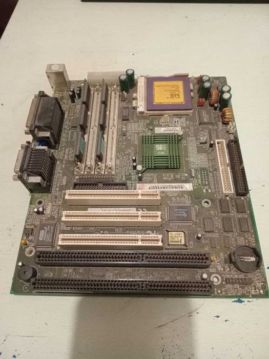 Редкий комплект комплектующих (процессор с позолотой) + мат. + ОЗУ