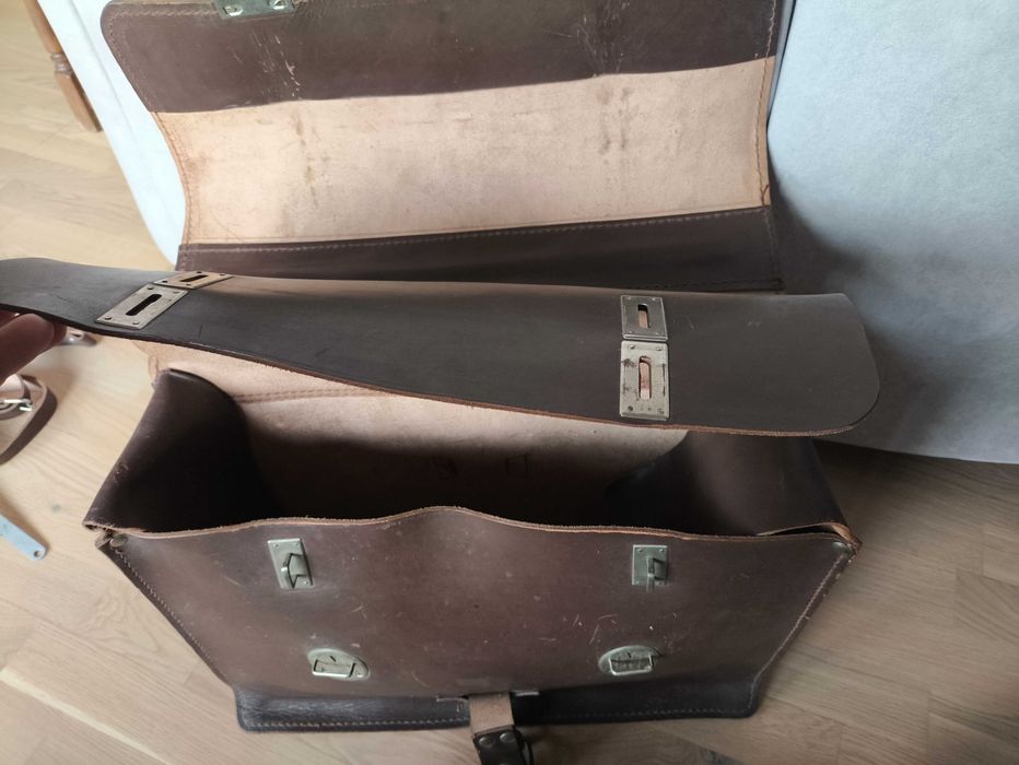 Teczka z czasu PRL brązowa