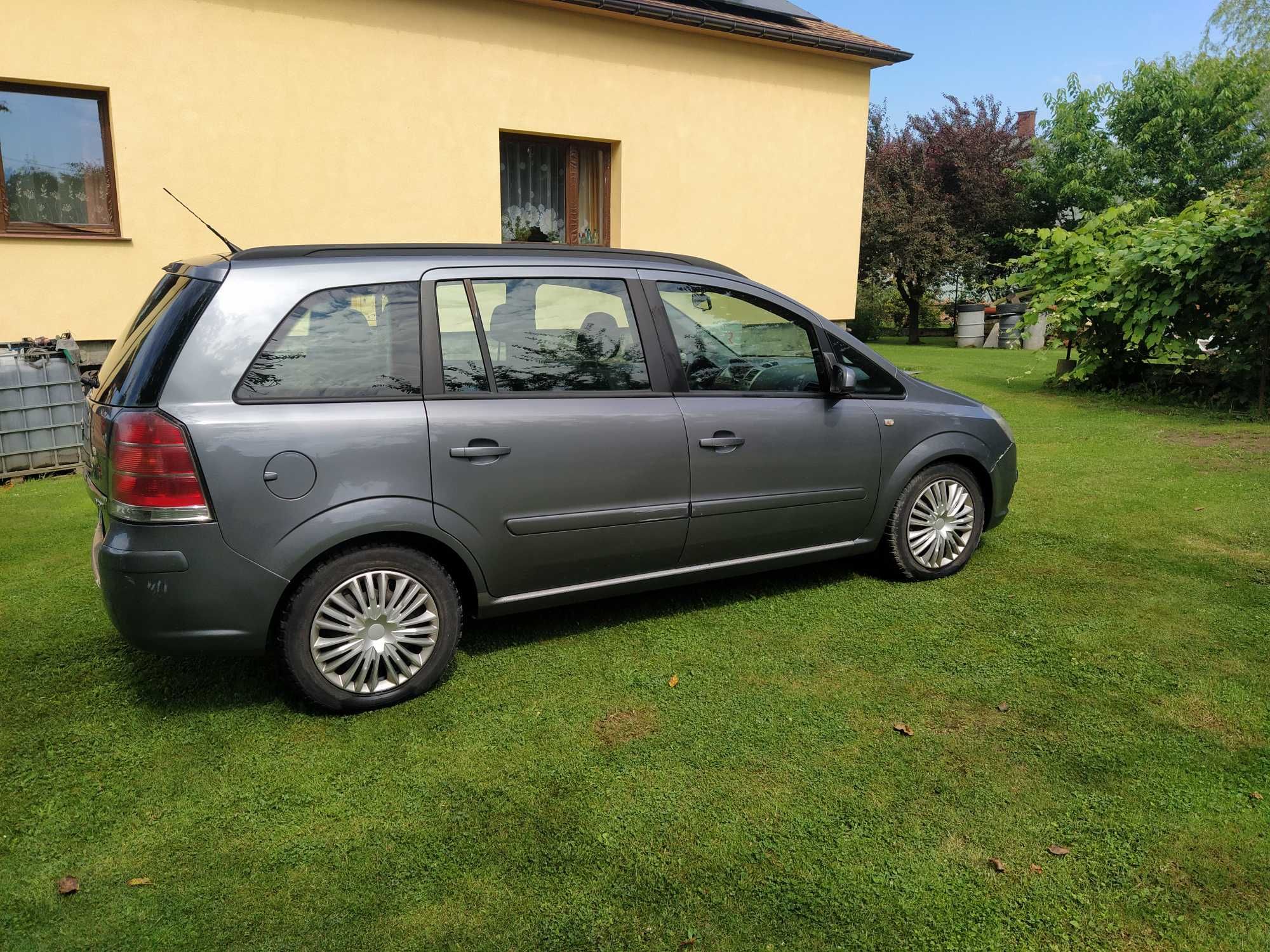 Zafira B 1.9 CDTI, 120 KM 2005r. Przebieg 206 tys