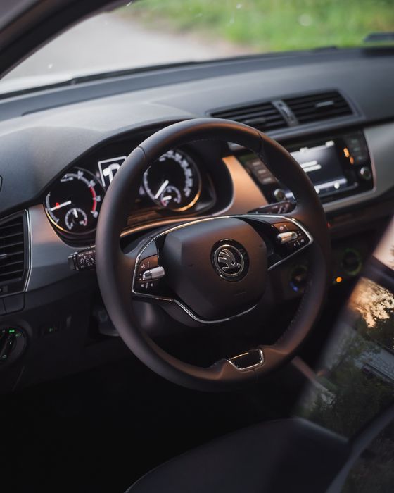 Wynajem Skoda Fabia Kombi LPG/TSI wypozyczalnia samochodow aut najem