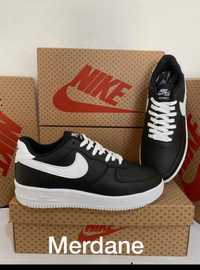 NIKE AIR FORCE ONE damskie czarne nowe buty Nike air force 1 NOWE