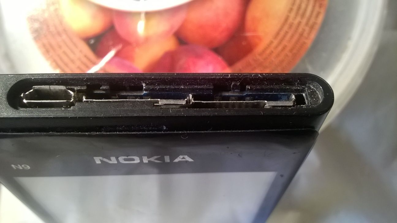 Телефон Нокиа N9