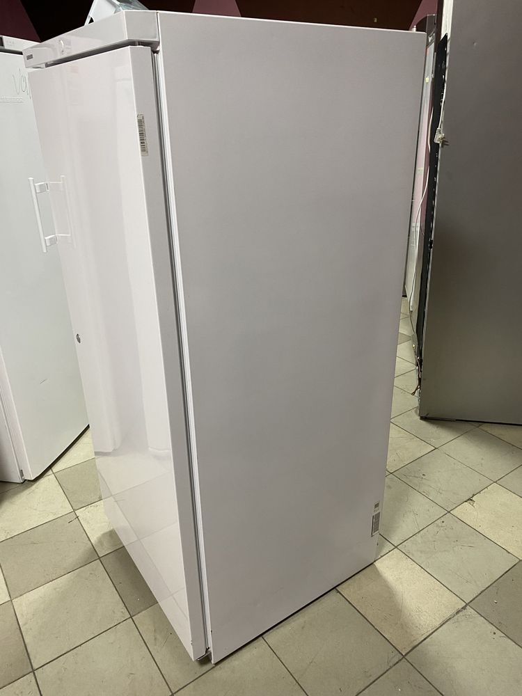 Профессиональный/промышленный холодильник LIEBHERR FK5440