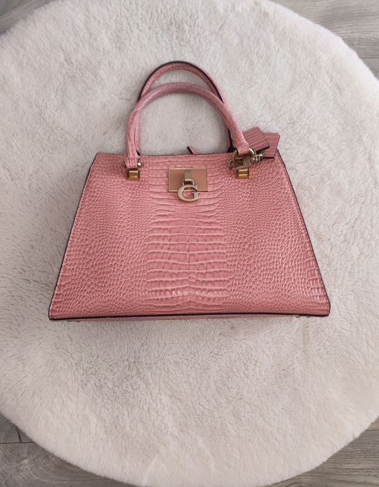 Torebka różowa guess