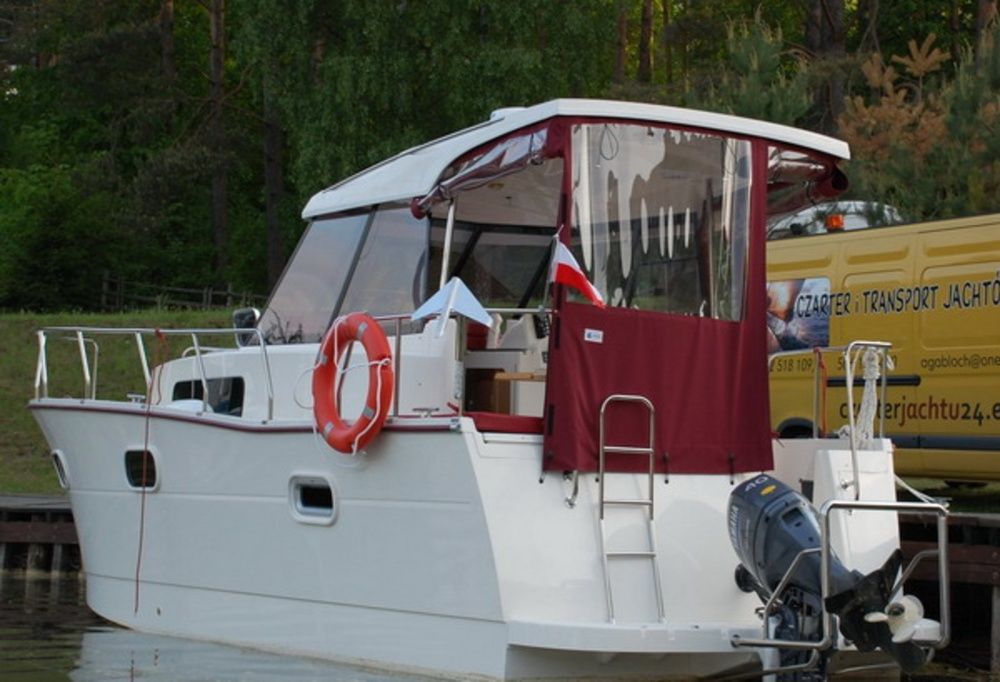 Czarter jachtu Nautika 830 - Mazury Majówka houseboat Weekend Majowy
