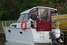 Czarter jachtu Nautika 830 - Boże Ciało Mazury houseboat jacht