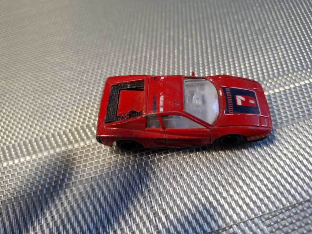 Model samochodu skala 1:64