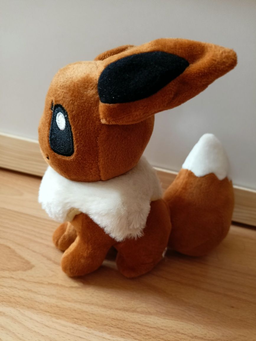 Maskotka pokemon Eevee