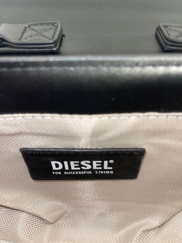 Carteira "DIESEL"