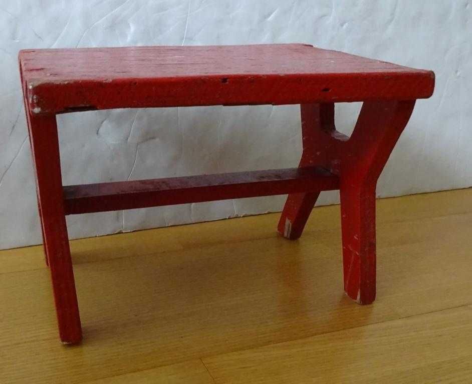 Taboret – Stołeczek Niski Drewniany Ciemnoczerwony