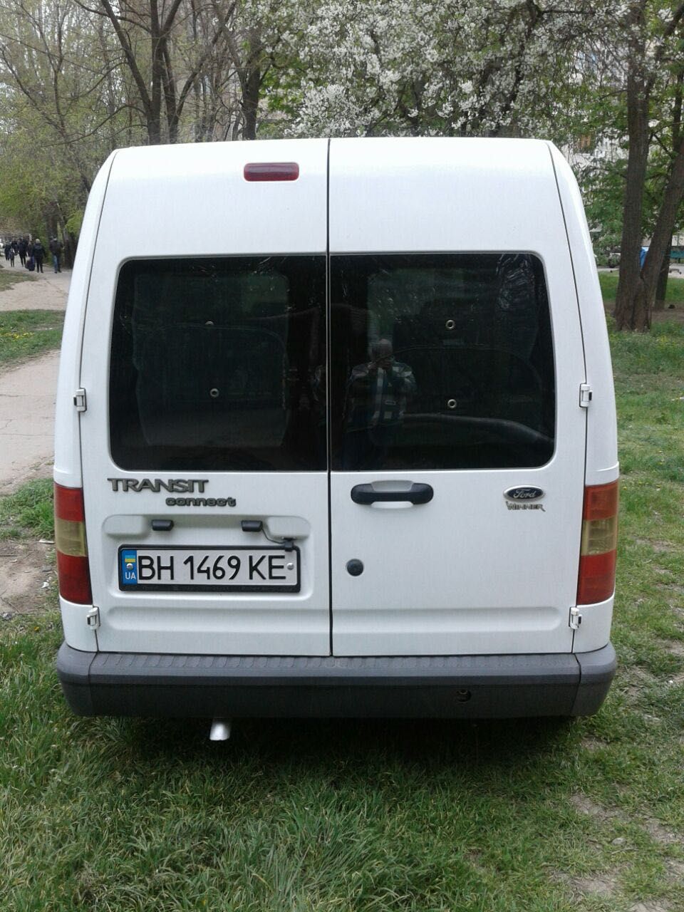 Автомобиль для бизнеса и семьи.