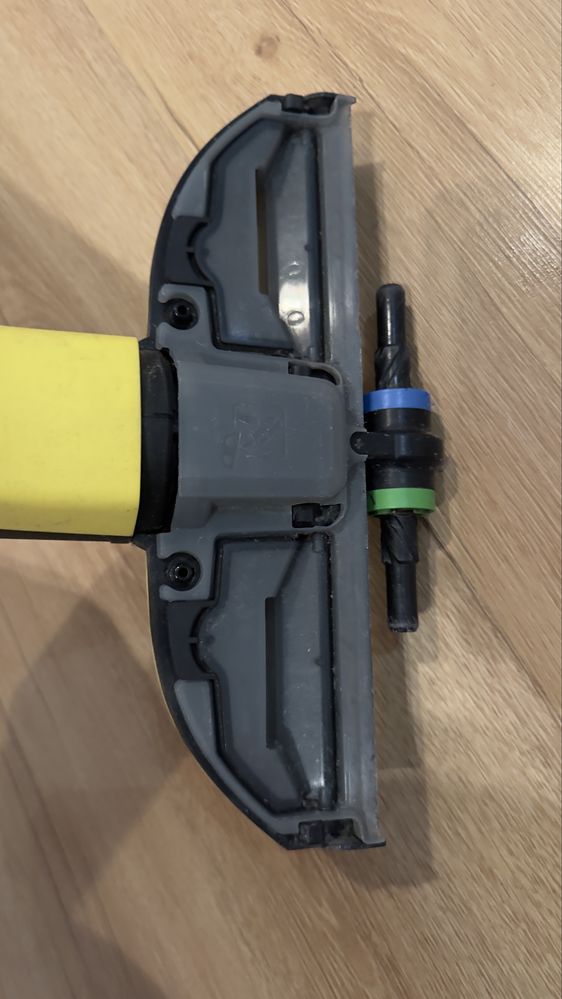 Mop elektryczny Karcher, bezprzewodowy.