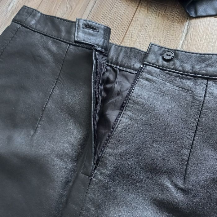 Spodnica skórzana Stan idealny. R. S