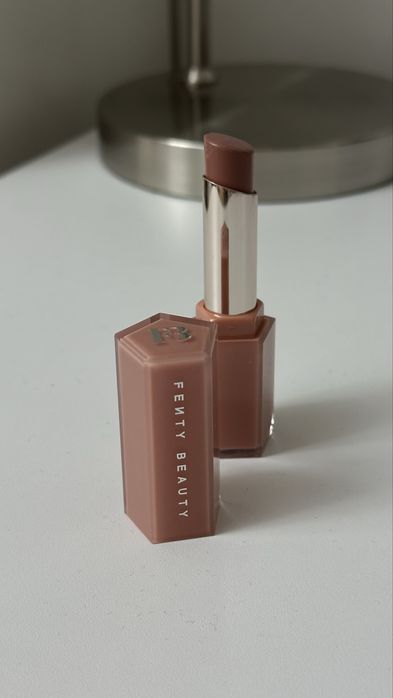 Pomadka do ust Fenty Beauty