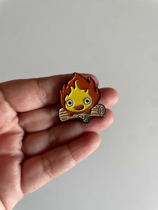 Pin Calcifer - Estúdios Ghibli