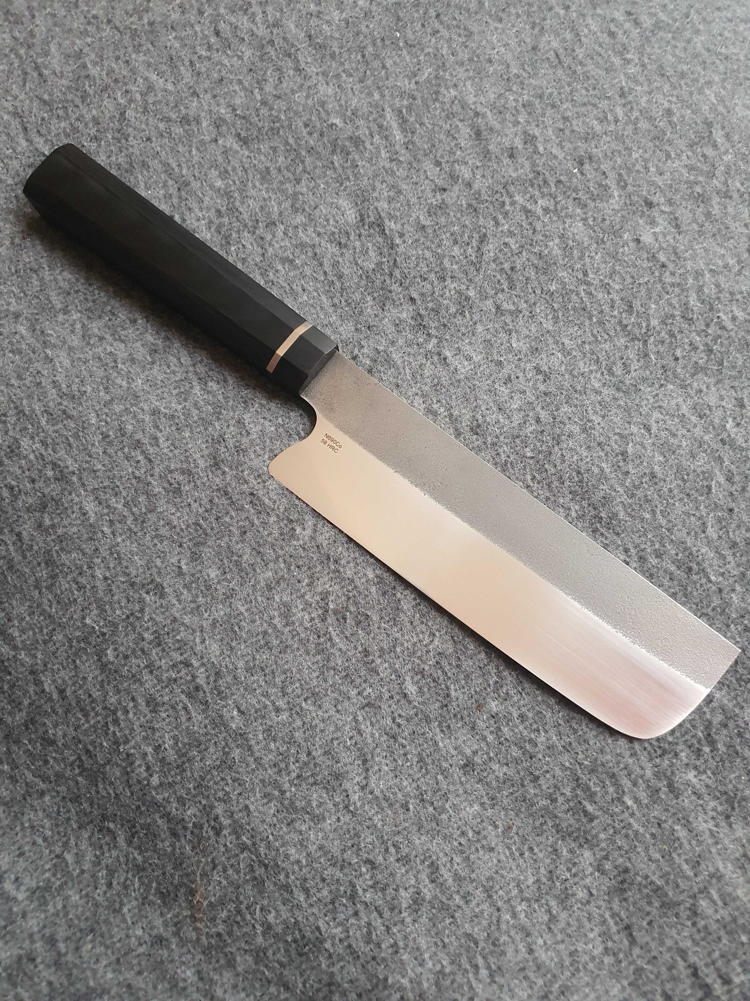 Нож кухонный Накири для овощей.