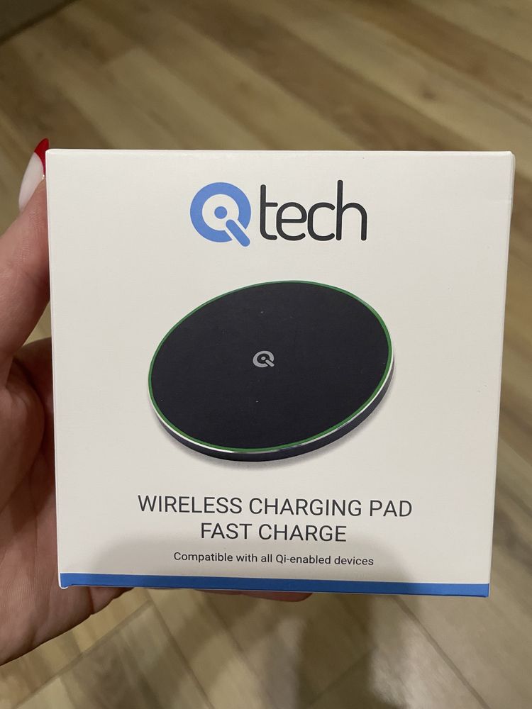 Швидкий бездротовий зарядний пристрій Qitech Fast Charger