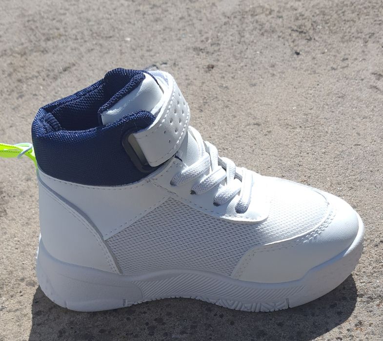 Кросівки, хайтопи дитячі 25