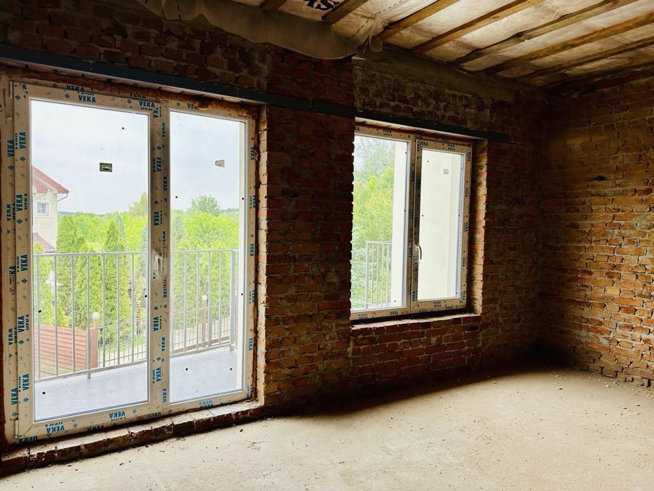 БЕЗ КОМІСІЇ, готовий кутовий таун, можна заходити на ремонт