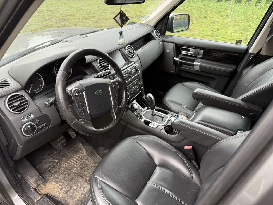 Land Rover Discovery IV 3.0 TDV6 245 KM HSE Bezwypadkowy