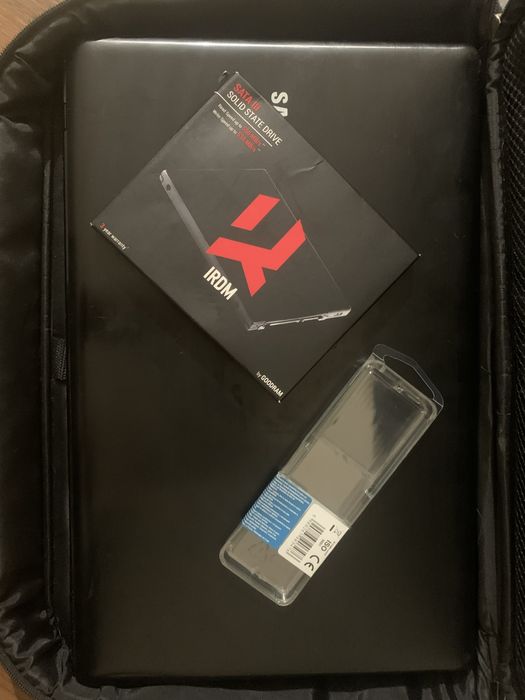 Ноутбук Samsung. Для работы или онлайн обучения