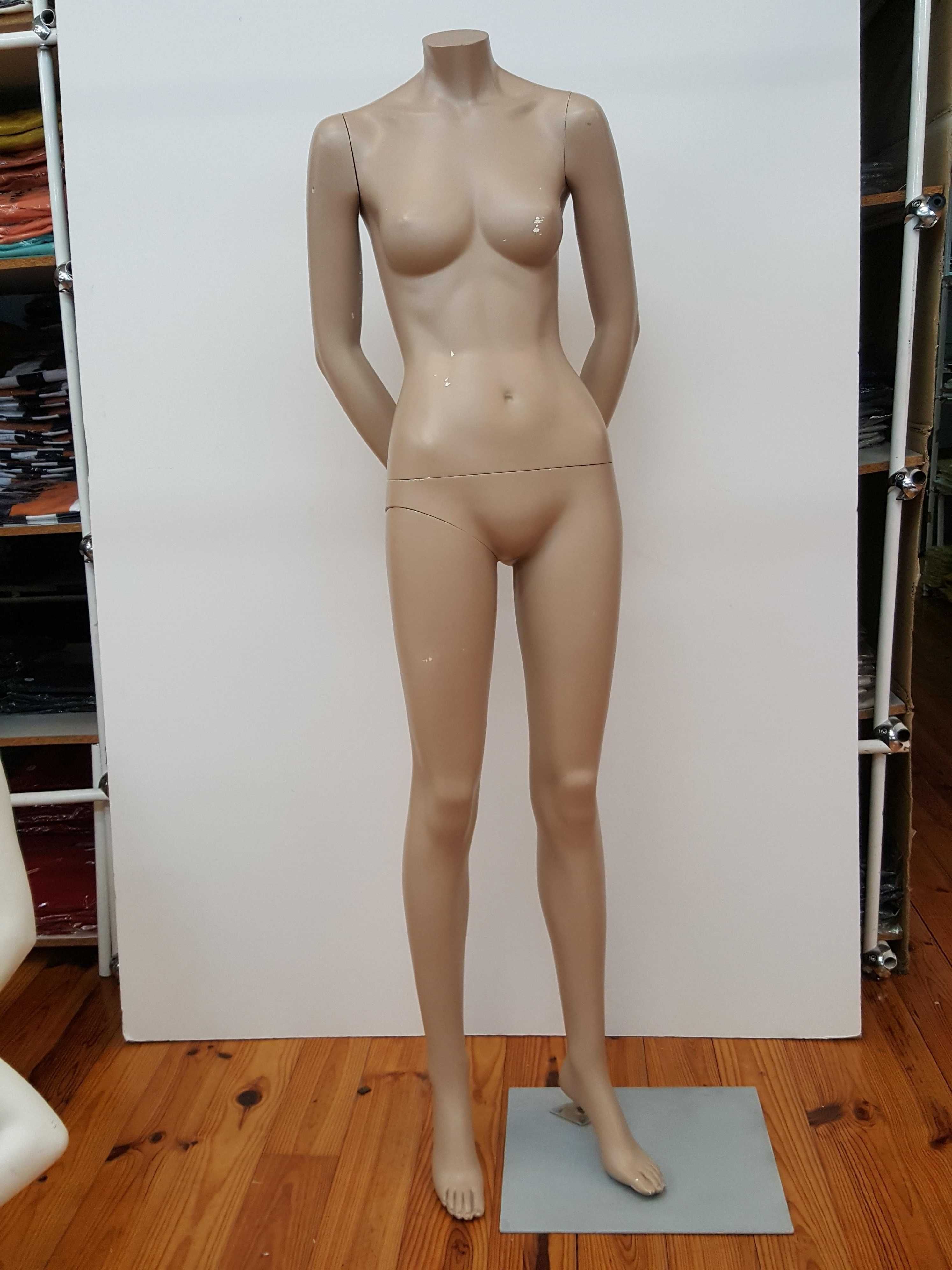 Manequins variados em fibra - negociável