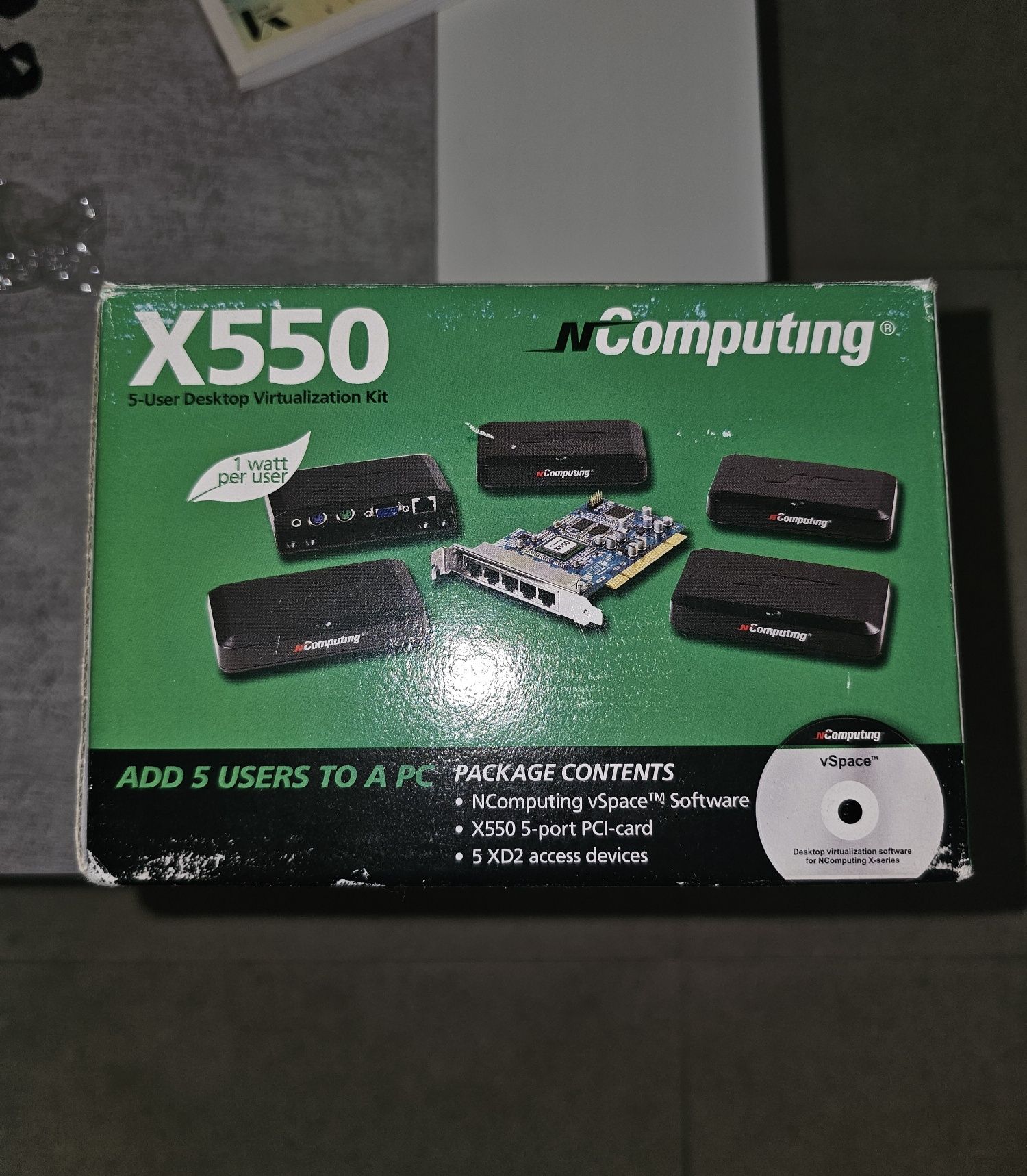Kit de Virtualização de Desktop NComputing X550