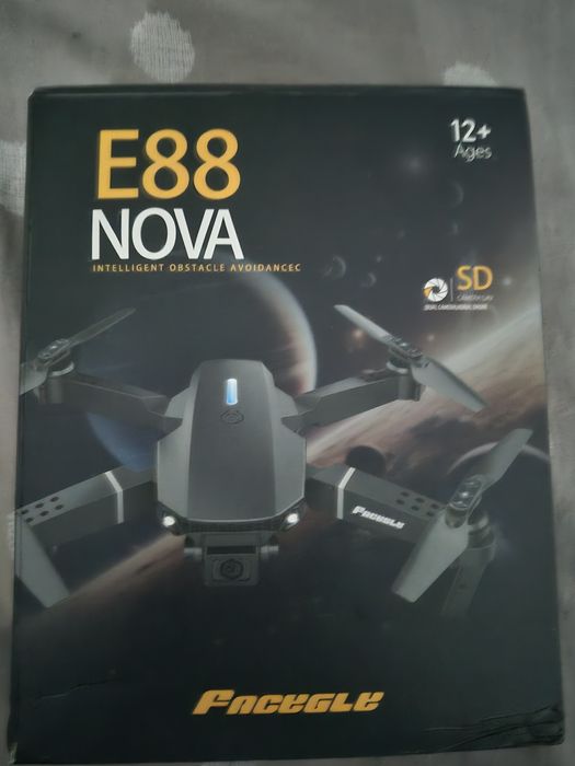 Dron E88 NOVA ..