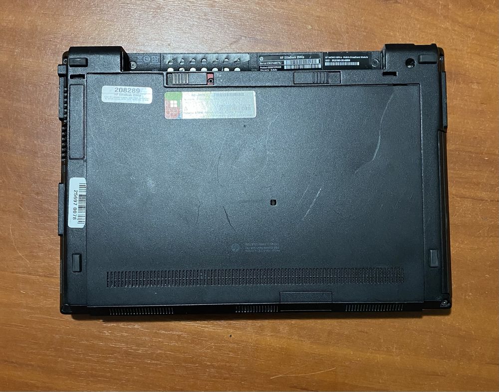 Ноутбук HP EliteBook 2560p 11.6" 4GB RAM/300GB HDD/i5-2540! N2618