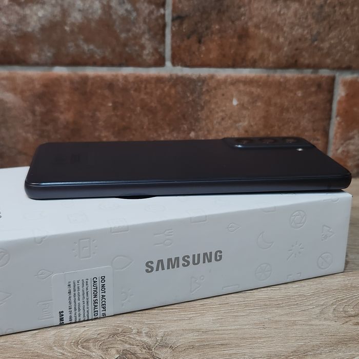 Zadbany Samsung Galaxy S21 FE