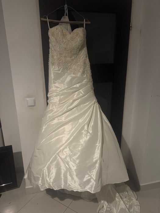 Suknia ślubna od projektanta Benjamin Roberts