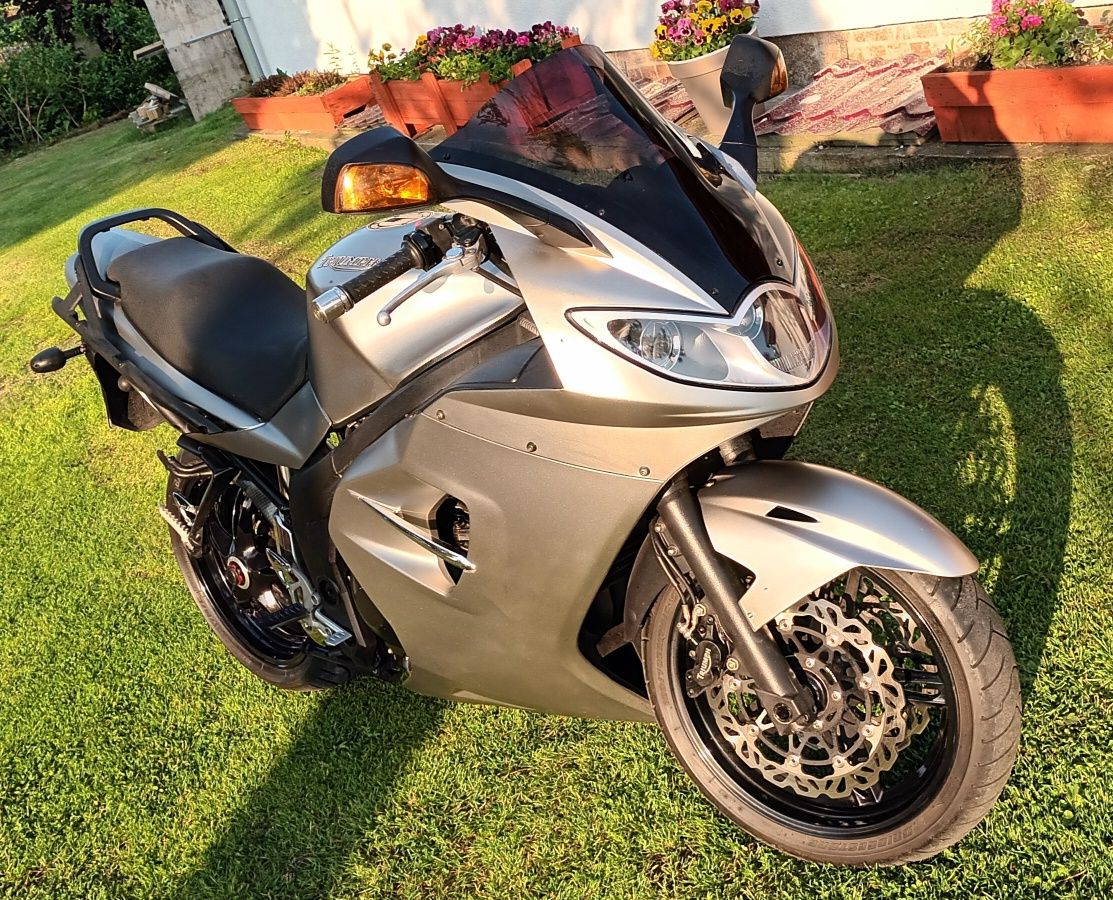 Trumph Sprint St 1050