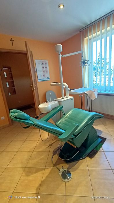 Sprzęt stomatologiczny- unit