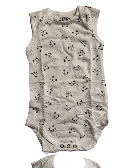 Nowe body dziecięce 4-pak rozmiar 62/68 nr.6890