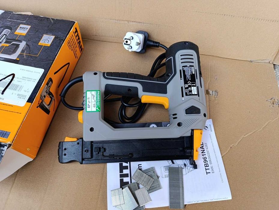 Elektryczna gwoździarka Titan TTB961NAL sztyfciarka pistolet gwoździ