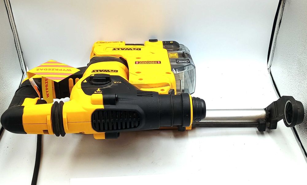Młotowiertarka DEWALT D25333 + Odsysacz pyłu