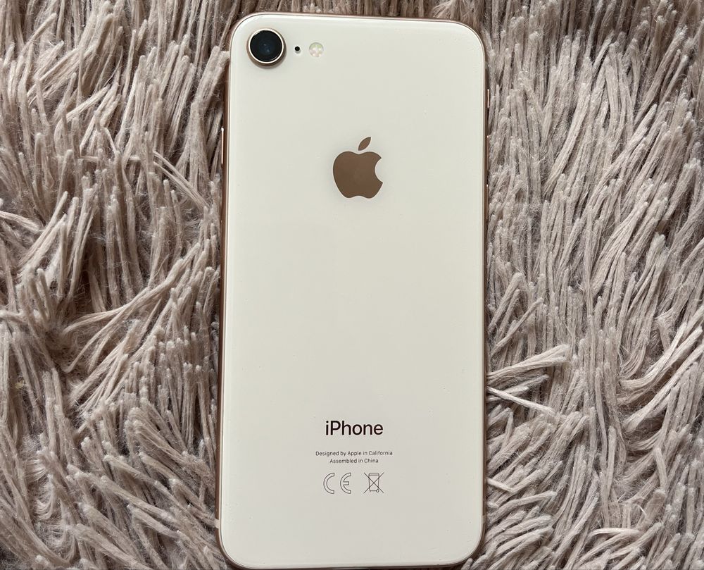 Iphone 8.