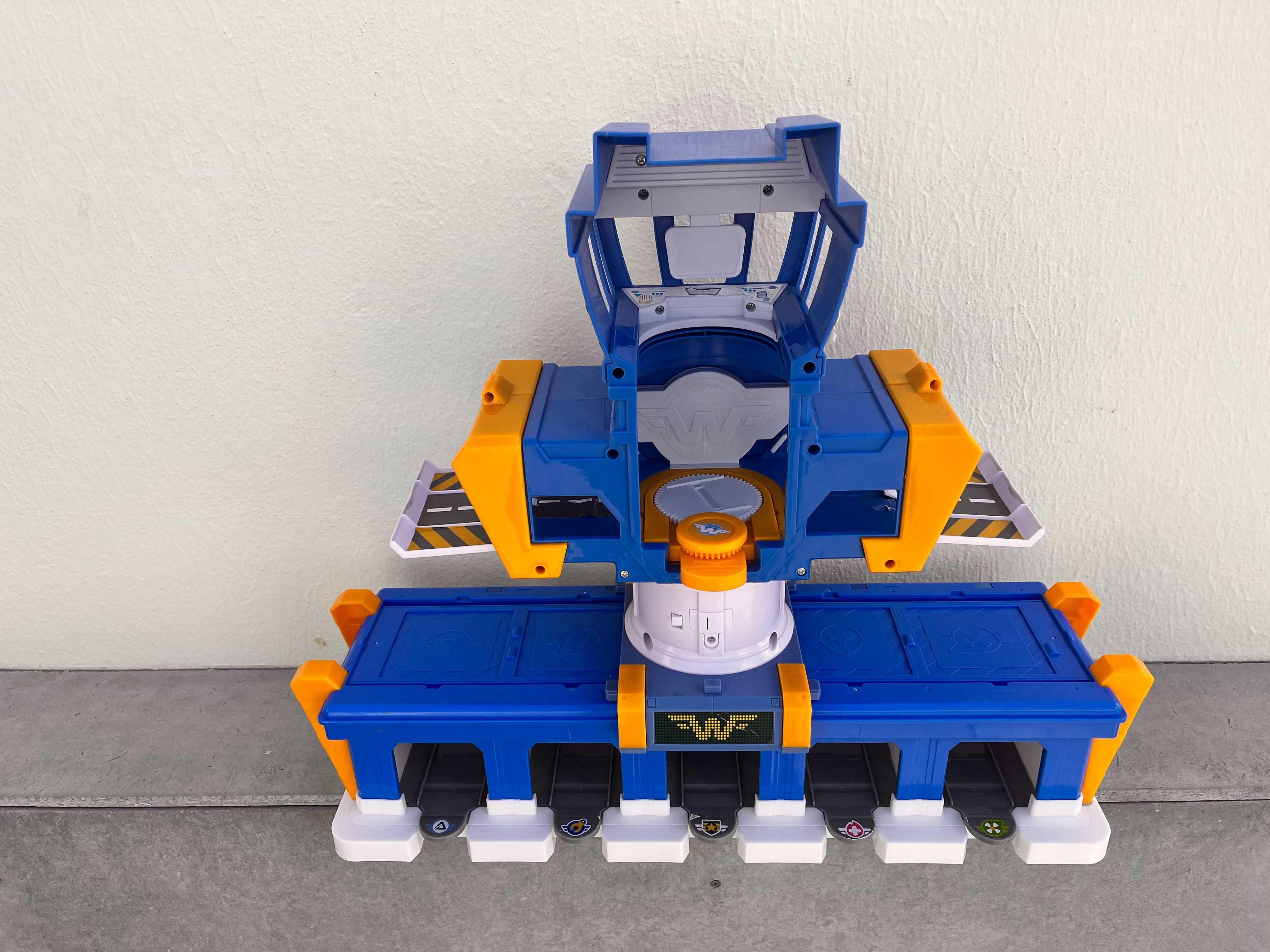 Super Wings - Aeroporto