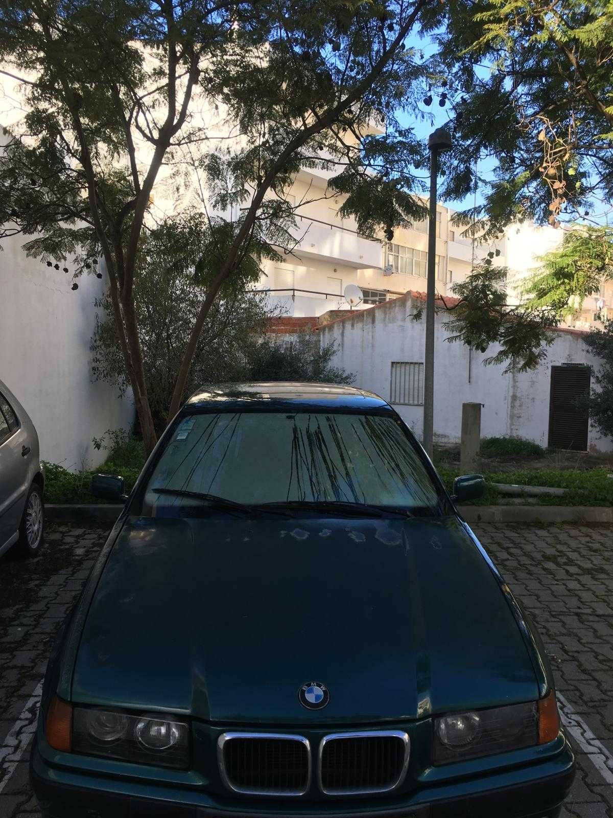 BMW para arranjo,  peças, ou troco por algo a andar.