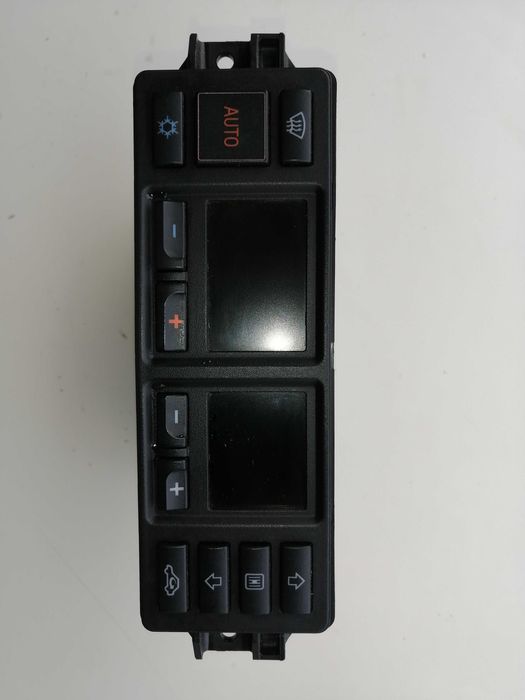 Panel nawiewu klimatyzacji Audi A4 B5 NA ŻARÓWKI nr: 8D0  006  500-11