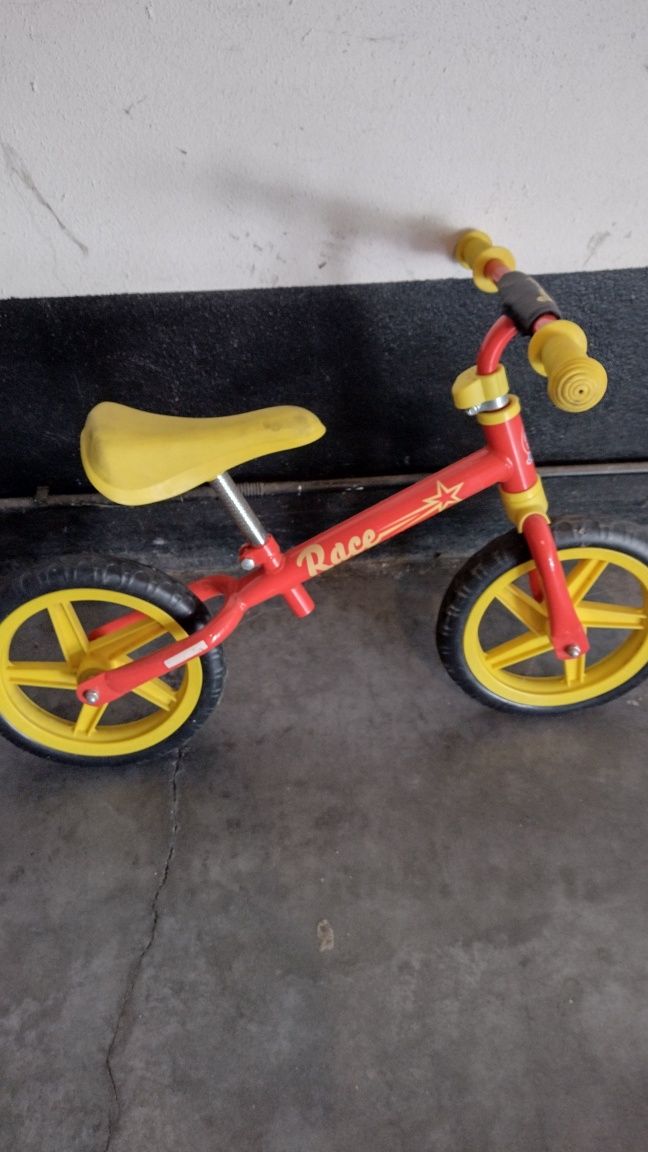 Rowerek biegowy Playtive Junior