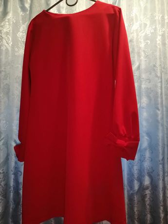 Червона сукня, розмір м