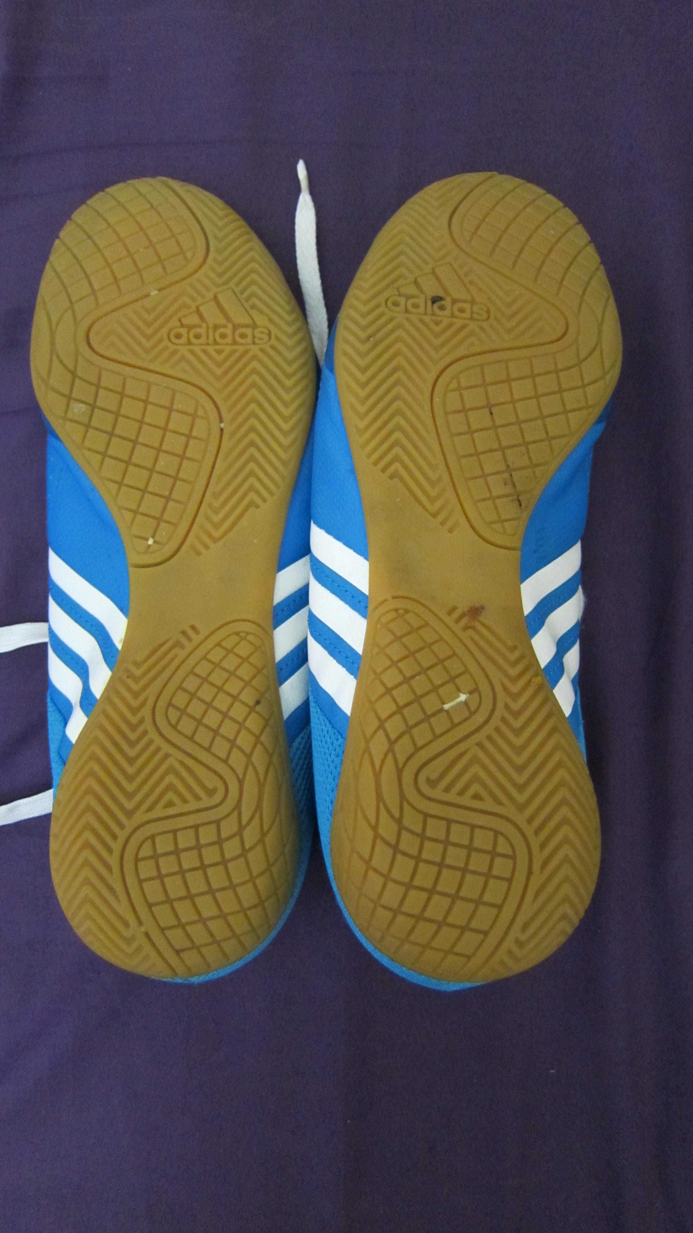 Buty Adidas jasno niebieskie