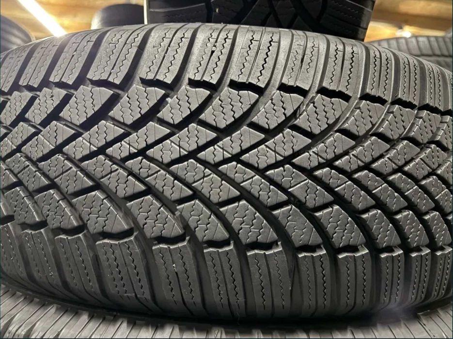 215/65 R17 BRIDGESTONE BLIZZAK LM005 (99% Стан Нових) 205 225 45 50 55