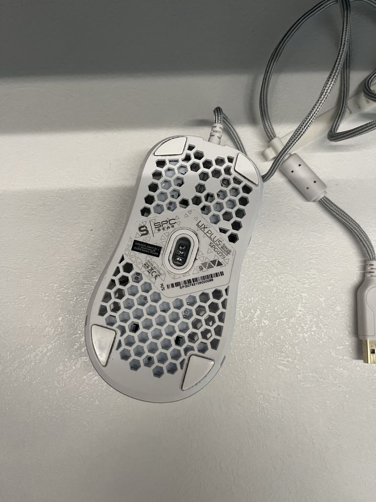 Myszka Spc gear lix plus onyx white