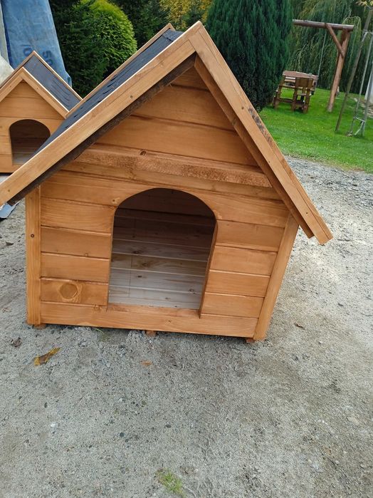 Buda dla psa,ocieplana ,mała drewniana