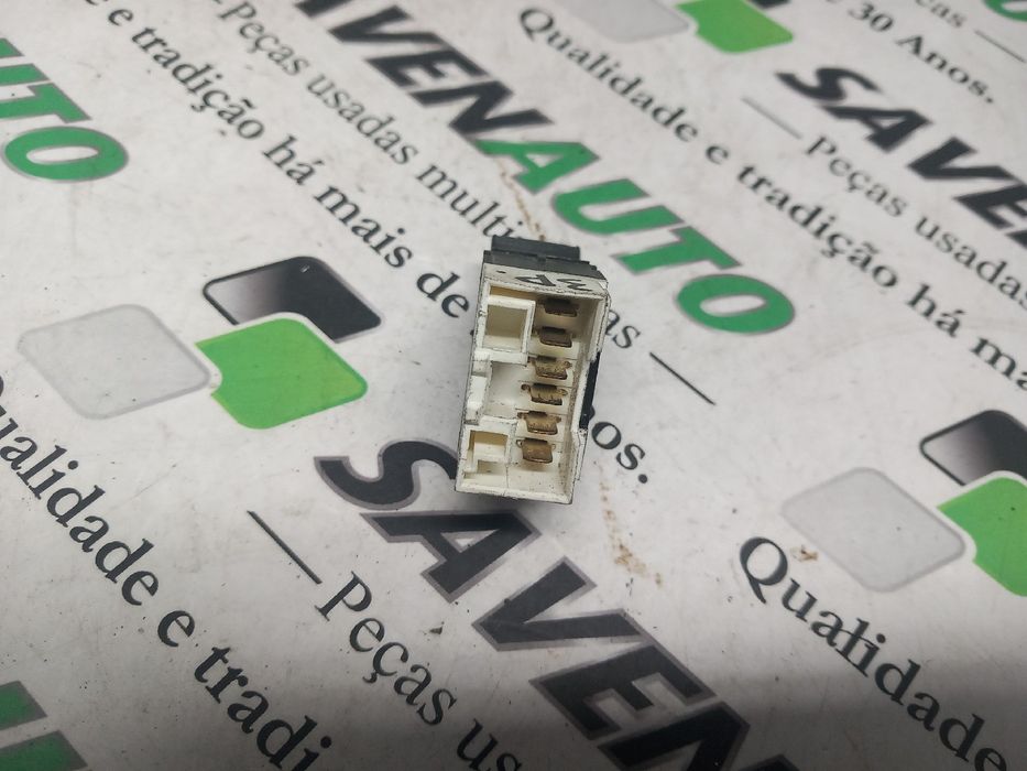 Comando / botão / interruptor vidros trás esquerdo FIAT Palio (178BX)