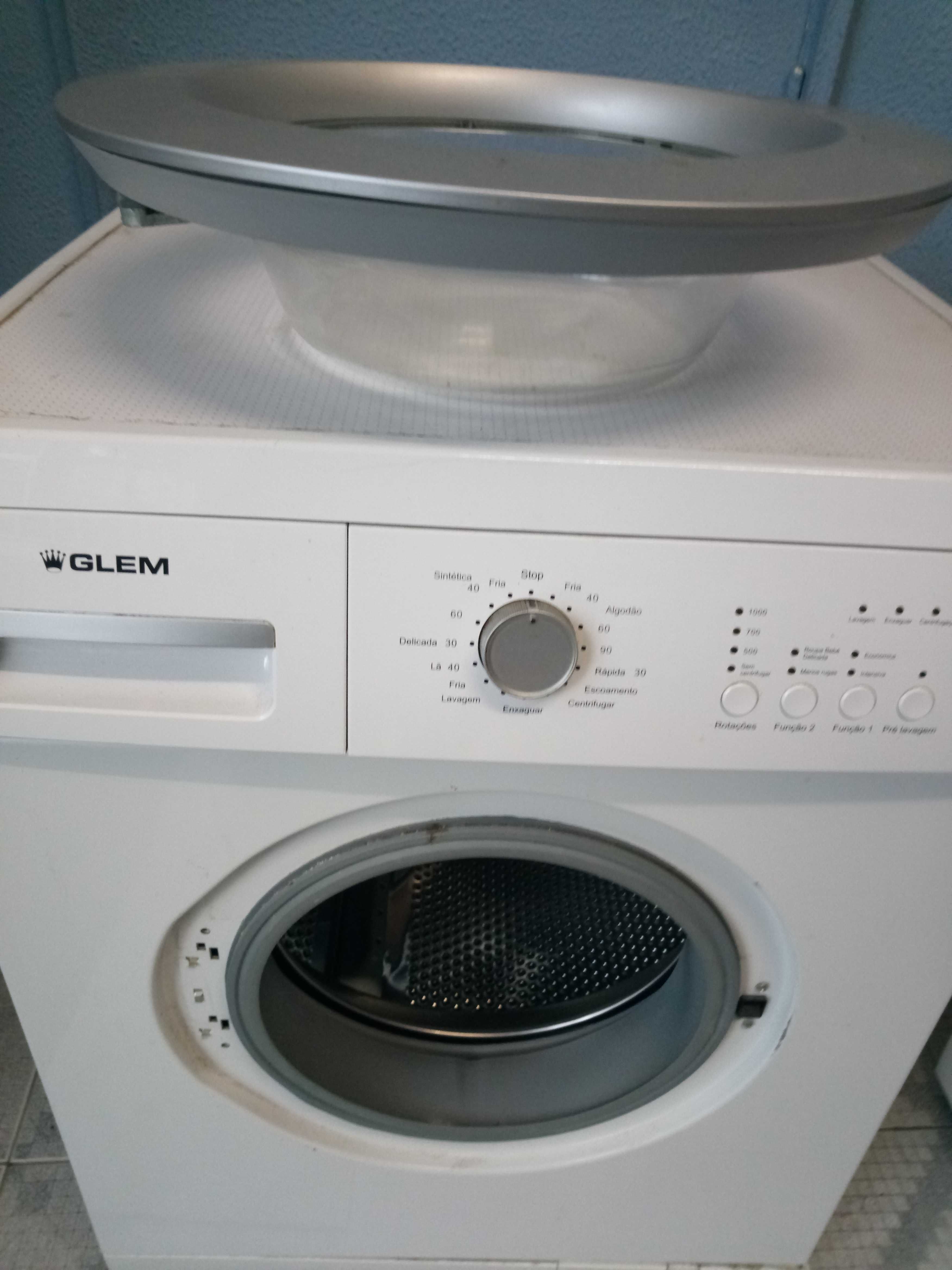 Maquina de Roupa em bom estado a funcionar