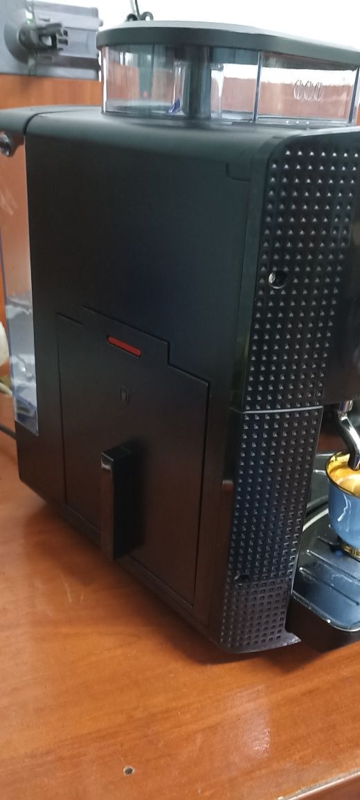 Кофемашина Krups EA81 из Германии.